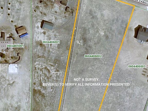 4th image of 748 W Calle De Caballos