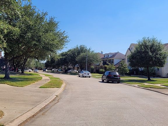 5th image of 15827 Misty Heath Ln