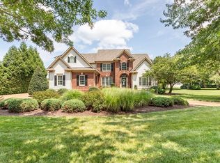 104 Taylor Farm Ln, Yorktown, VA 23693