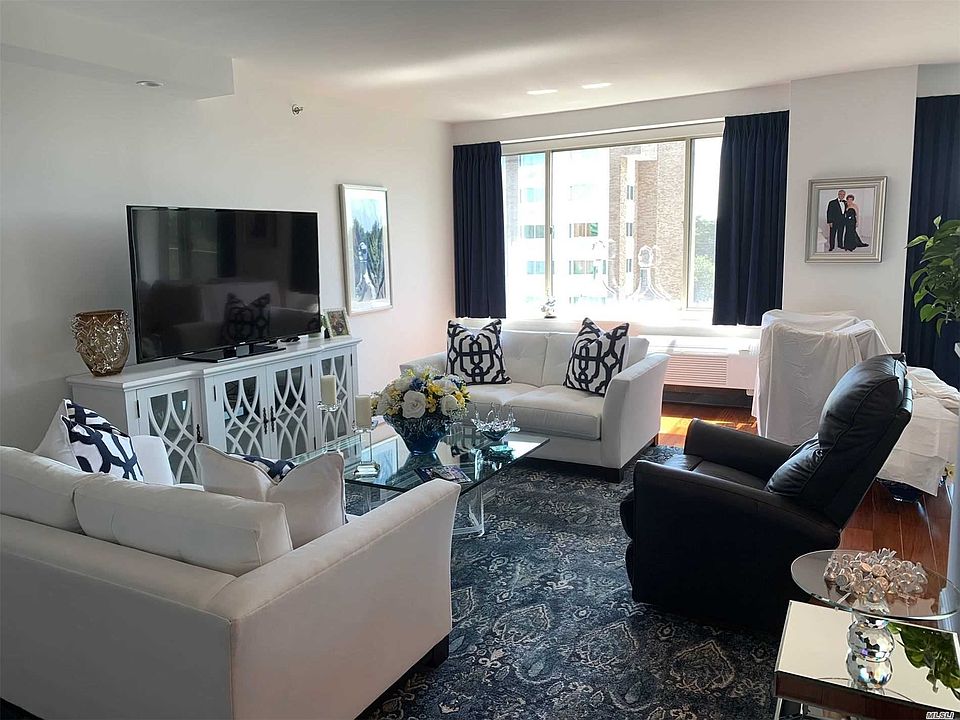 1st image of 100 Hilton Ave