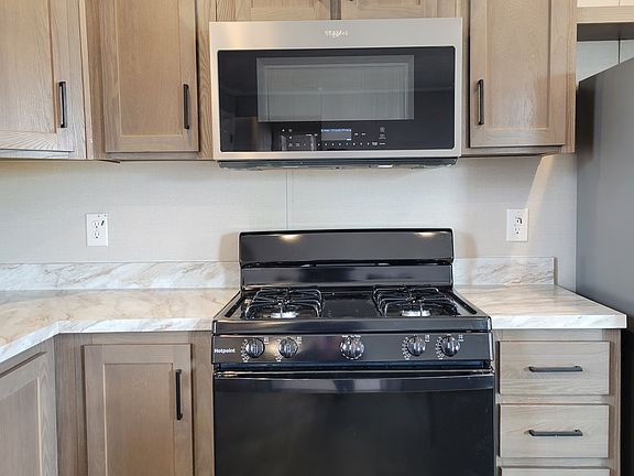 5th image of 38000 Le Chateau Blvd #768