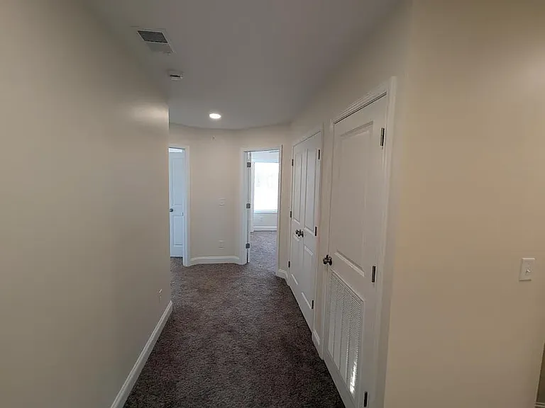 Keystone Luxury Apartments — Photo 16
