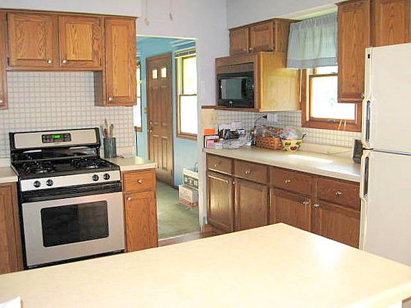 5th image of 5 Brucewood Ct