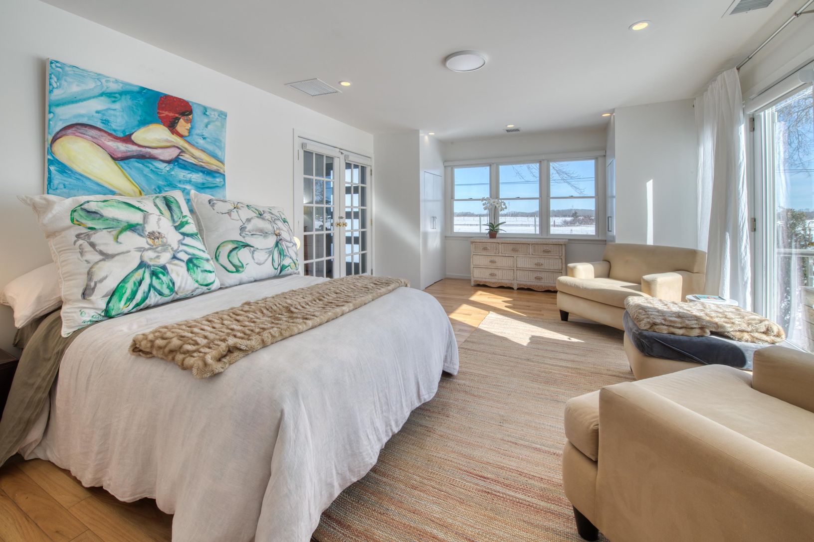  Primary Bedroom Ensuite w Wall of Glass Doors to Private Deck