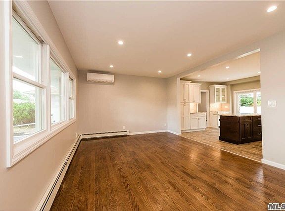 4th image of 2182 Jacqueline Ave