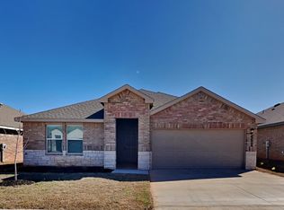 2904 Campfire Dr, Yukon, OK 73099