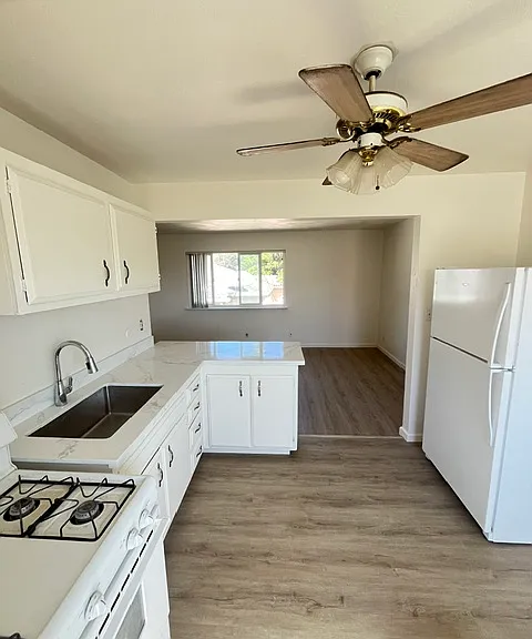 364 N 8th St #3 — Photo 4