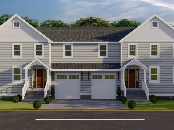 2 Chester St, Natick, MA 01760