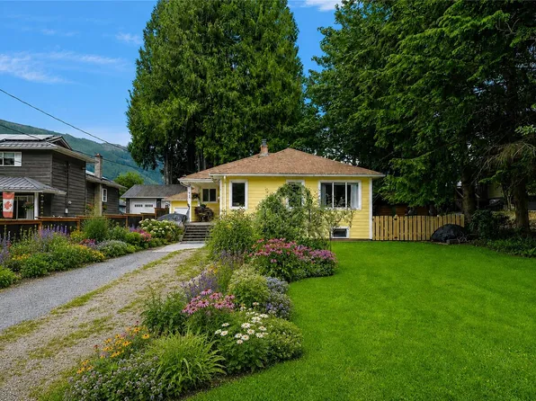 15 King George St S, Lake Cowichan, BC V0R 2G0