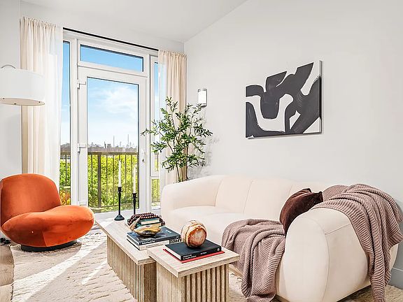 4th image of 91 Bruckner Blvd #603