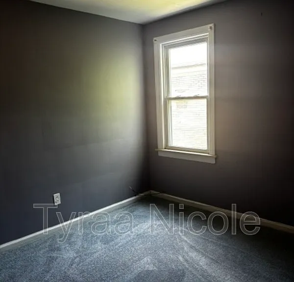 1931 Ewald Cir — Photo 14