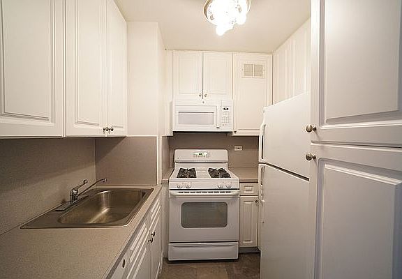 4th image of 125 E 87th St APT 10H