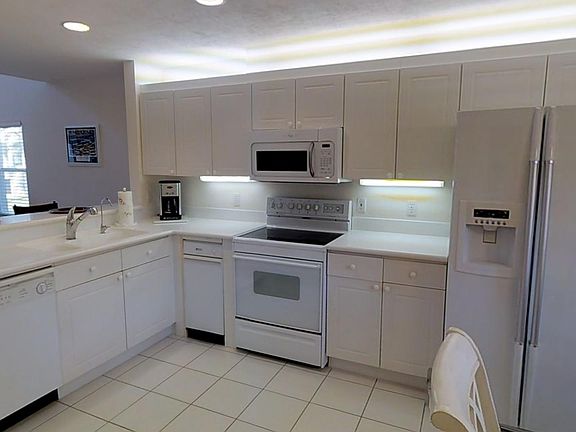 3rd image of 3555 Edgewood Ave