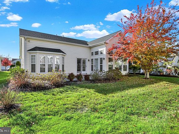 2nd image of 714 Harmony Way #714