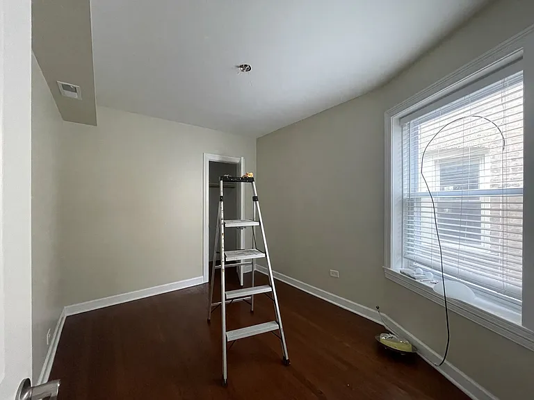 4948 N Christiana Ave — Photo 24