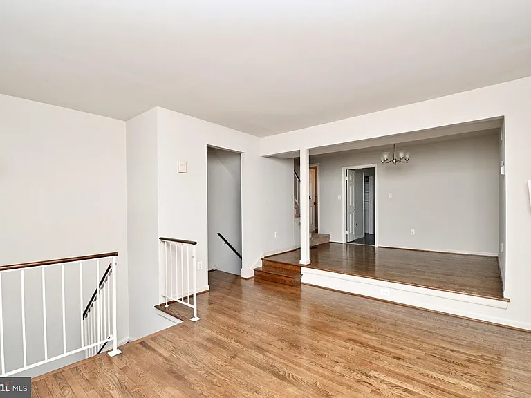 3804 Brighton Ct — Photo 5