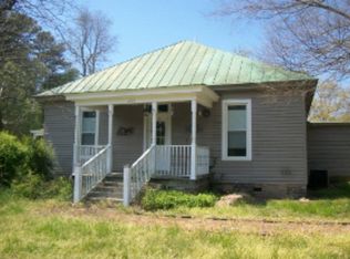 295 Church St, Alberta, VA 23821