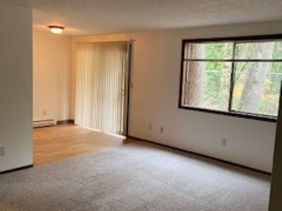 4th image of 3932 Lancaster Dr NE #3956