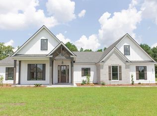 6030 Union Springs Dr, Hahira, GA 31632