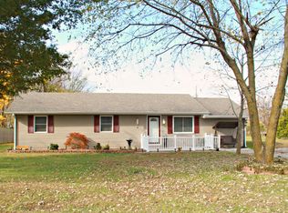 1520 Spring Hills St, Marshfield, MO 65706