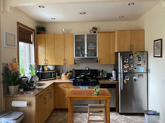 Rented by A P Realty Group NY LTD | media 5