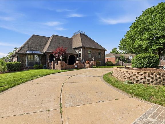 2nd image of 16701 E George Franklyn Dr