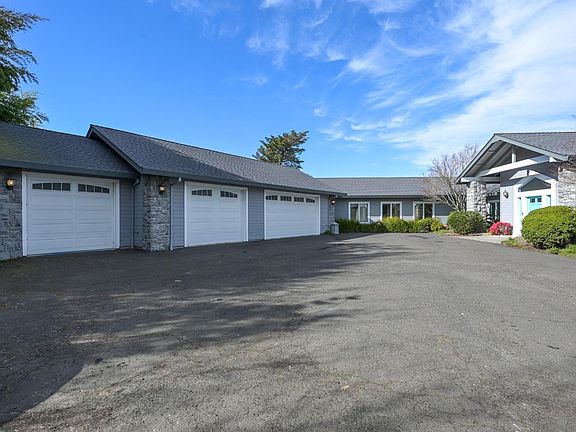 2nd image of 2982 Middle Two Rock Road