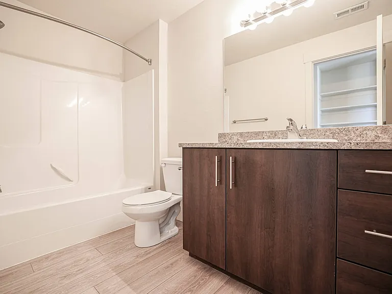 Mesa Falls Apartments — Photo 47