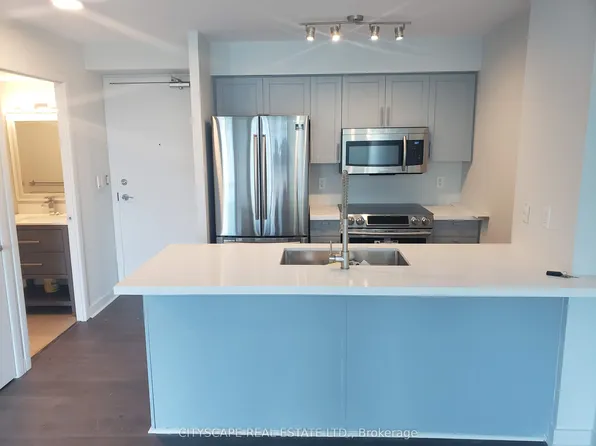 81 Navy Wharf Ct, Toronto, ON