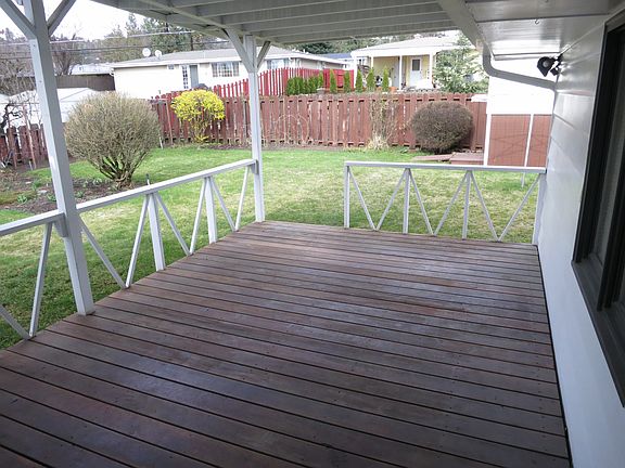 4th image of 3228 W Rosewood Ave