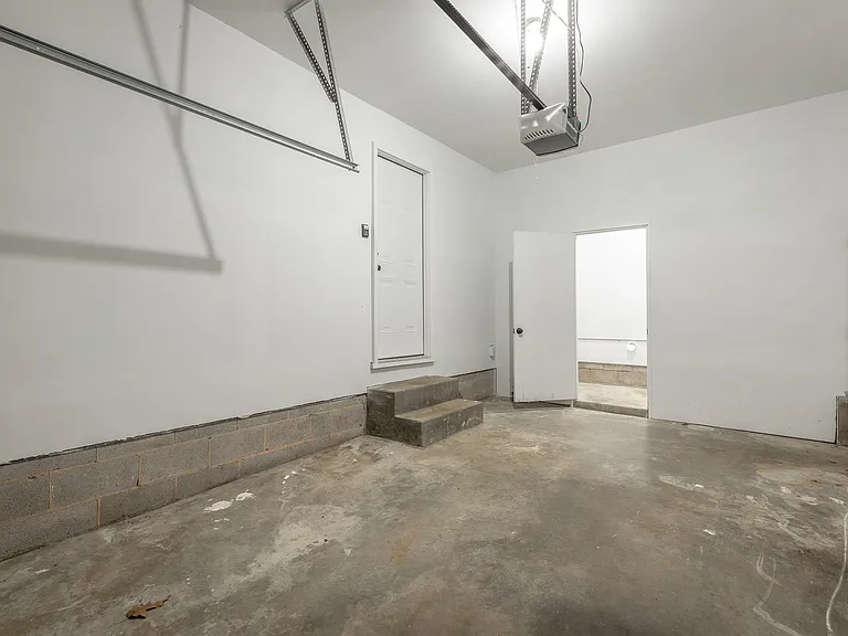 4365 Van Buren St — Photo 20