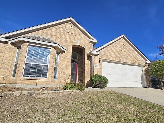 2nd image of 4017 Chinaberry Dr