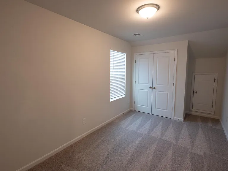 348 Braemar Dr — Photo 13