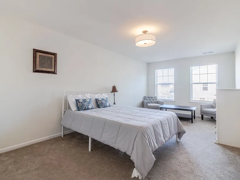 35059 Dundee St — Photo 17
