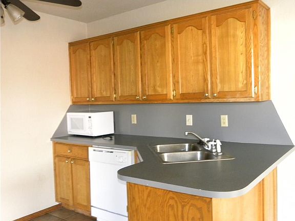 5th image of 2618 Briarcliff Dr