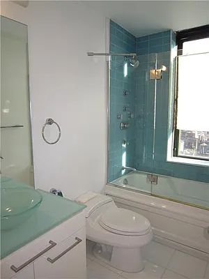 Rented by Sumitomo Real Estate Sales | media 10