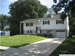 3 Emerald Ct, Toms River, NJ