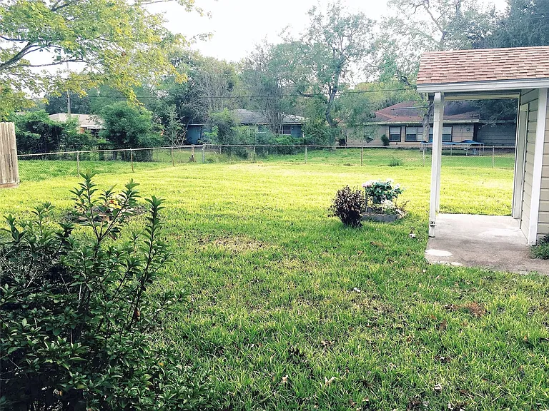 2809 Rosadele St — Photo 33