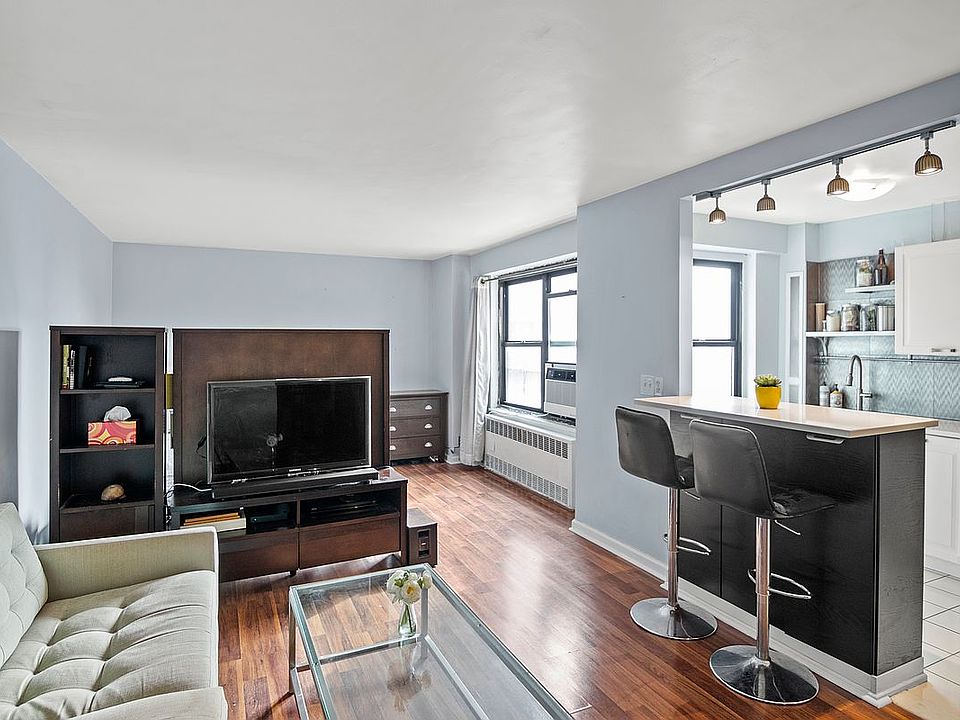 1st image of 383 Grand St Unit L1602