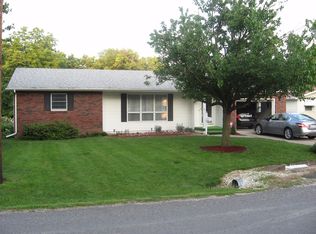 410 Centennial Ave, White Hall, IL 62092