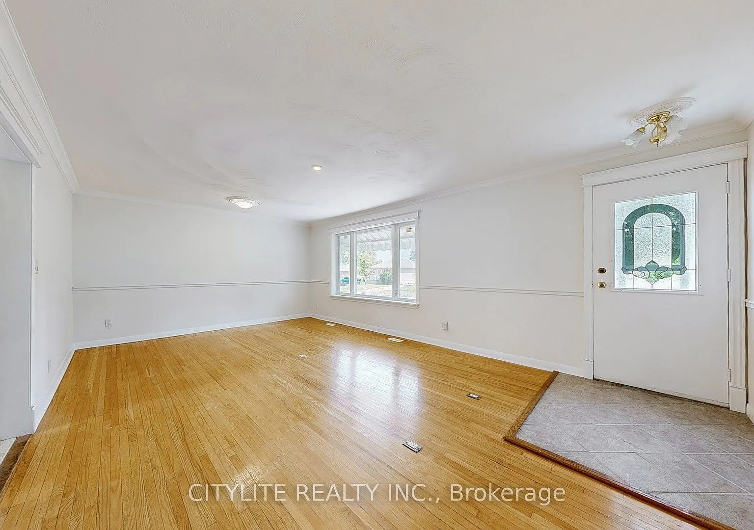 3 bed, $2,250 — Photo 3