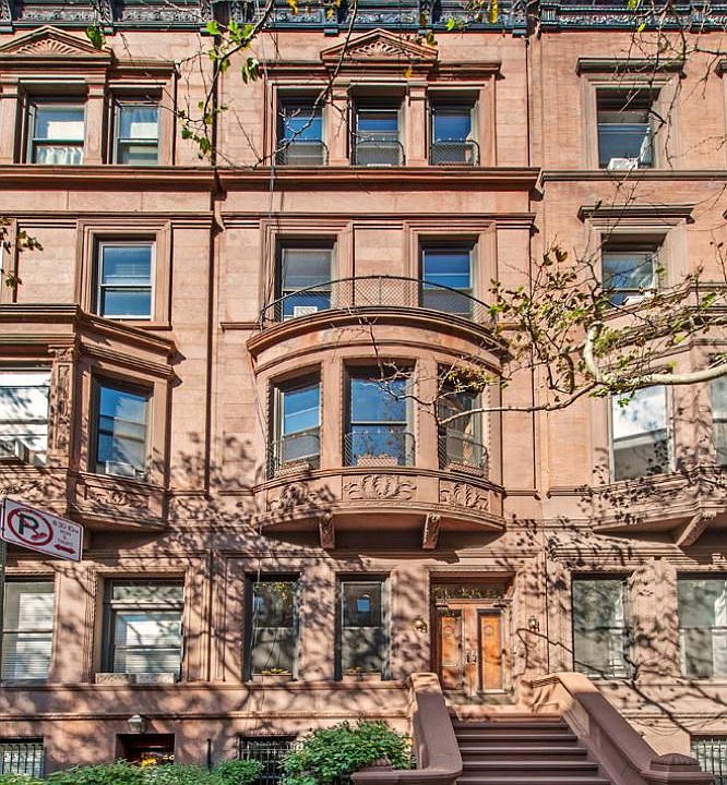 1st image of 21 W 89th St