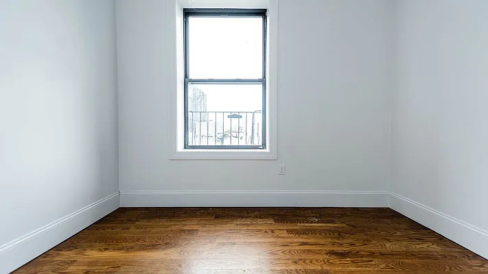 Rented by Nooklyn NYC LLC | media 31