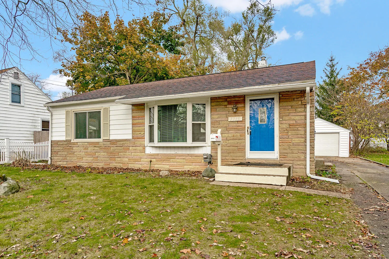 1715 Homecrest Ave photo 1