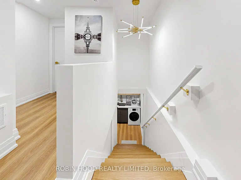 8 Laxton Ave #GARDEN — Photo 13