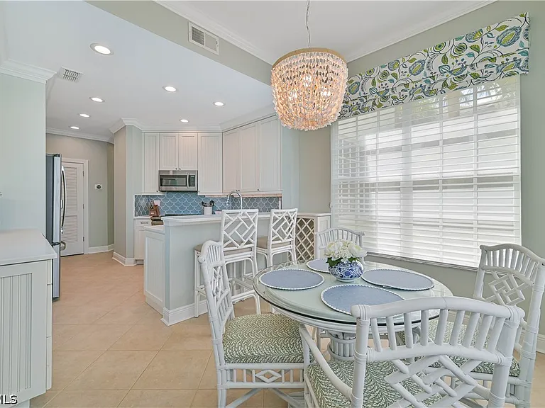 5000 Royal Shores Dr #101 — Photo 10