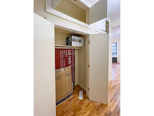 Rented by MySpaceNYC | media 5