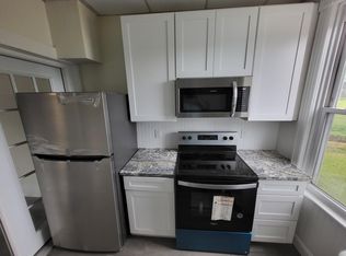 14 Pottsville St #1R, Cressona, PA 17929