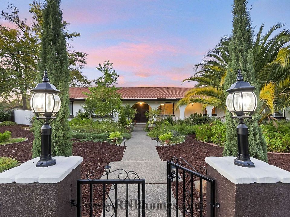 1st image of 4305 Whispering Oaks Cir