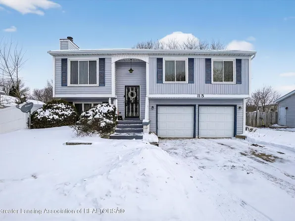 115 E Claremore Dr, Lansing, MI 48911